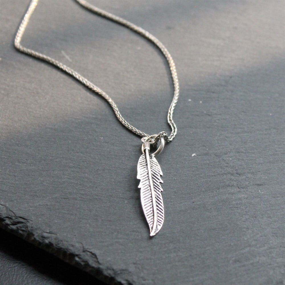 CMC6592Feather Kolye