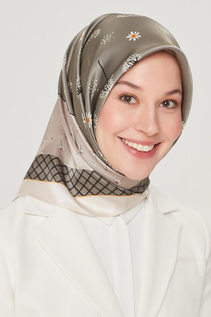 Armine Nostalji Serisi Twill İpek Eşarp 8517D-36