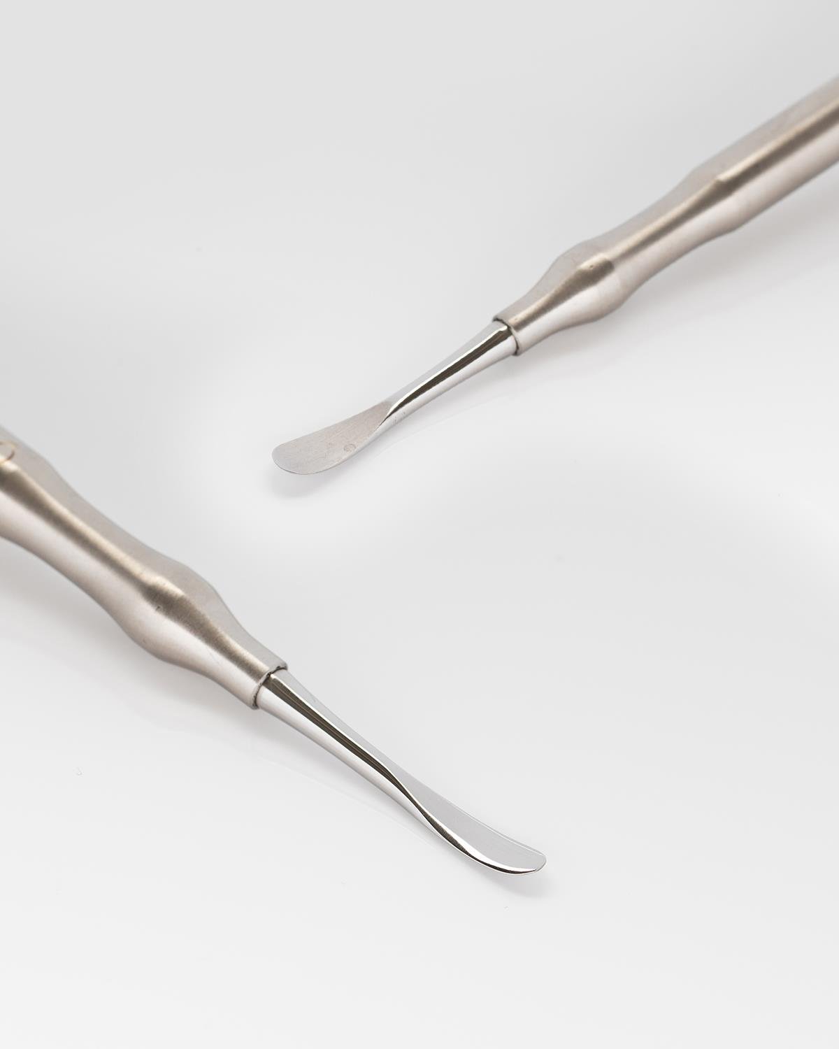 Doğrusal Oval/Oval Periost Elevatörü GOLDMAN-FOX 3mm/3mm 18cm