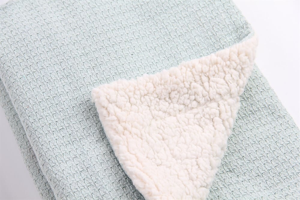 Pike Mint Bebek Bataniyesi İçi Welsoft Peluş Bebek Battaniyesi