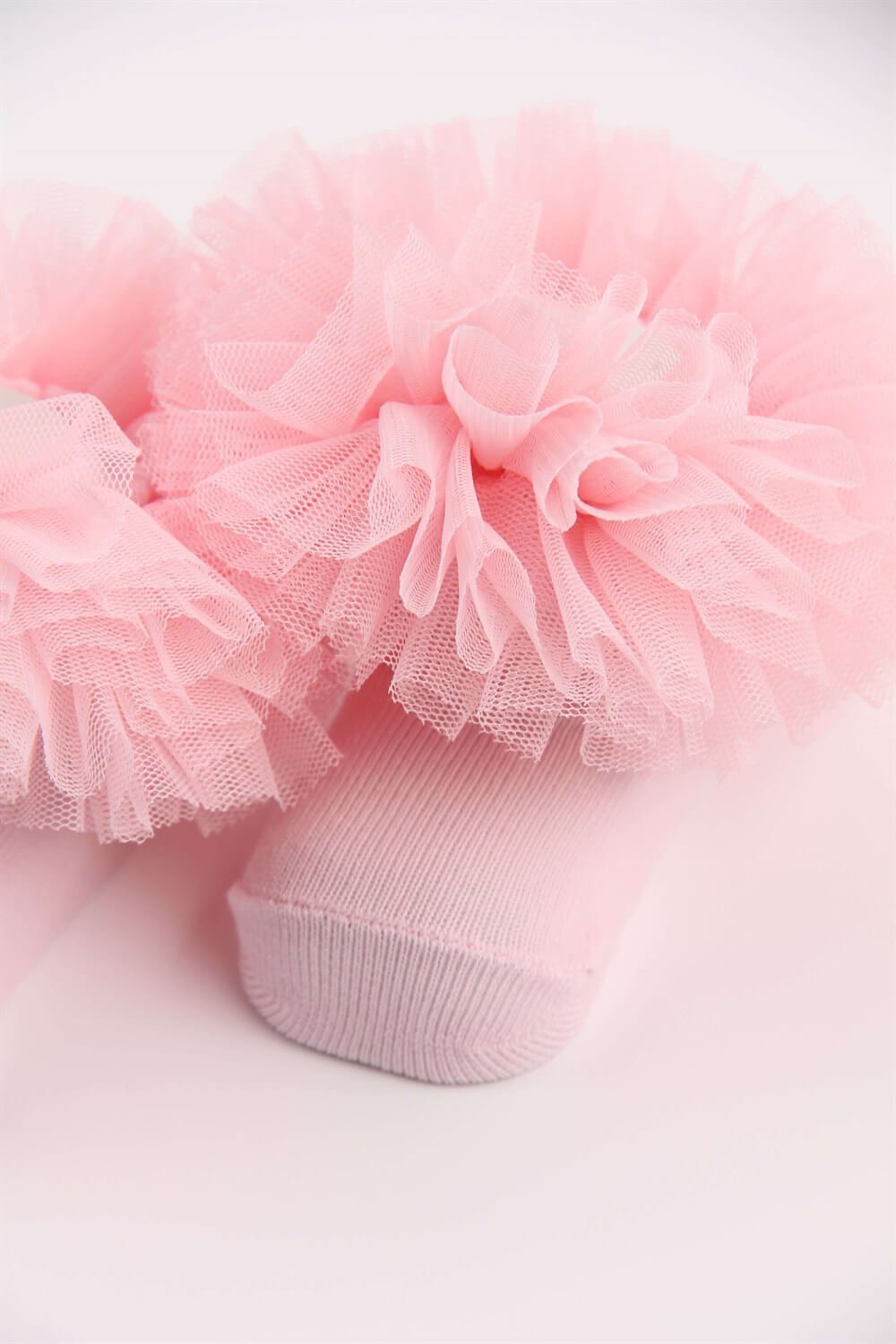 Tüllü Pembe Kız Bebek Çorabı