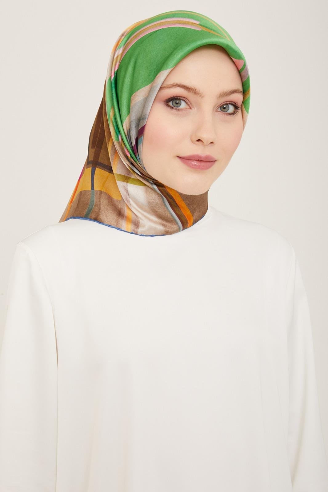 Armine Kum Mixed Pattern Sura Silk Scarf 9147-37