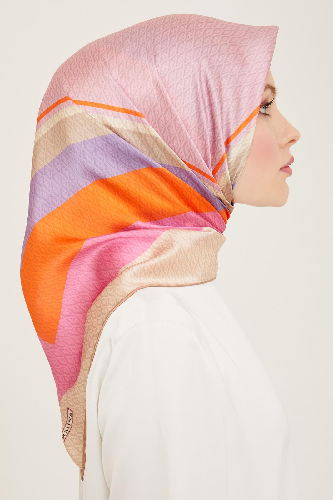 Armine Pembe-Turuncu Geçişli Monogram Desen Tivil İpek Eşarp 9111-39