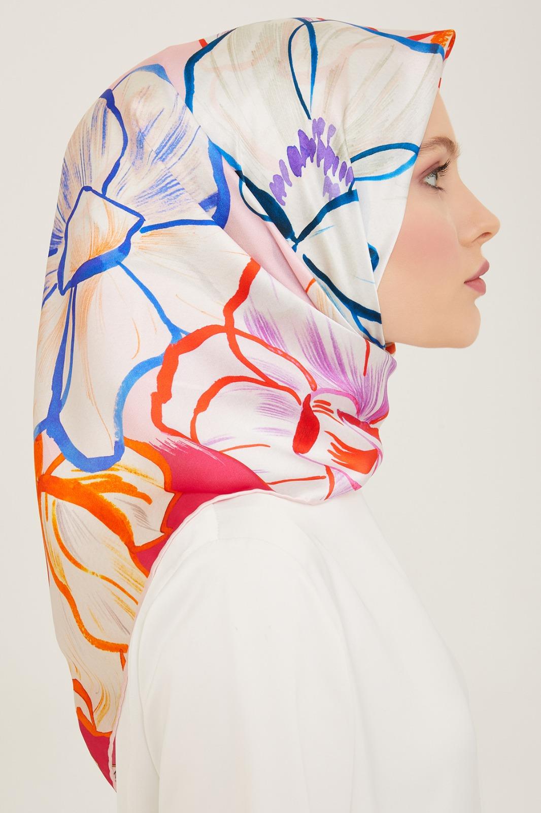 Armine Şeker Pink Flower Pattern Twill Silk Scarf 9110-33
