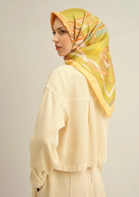 Armine Sura İpek Eşarp 9315-57 Sarı Karışık Desen 