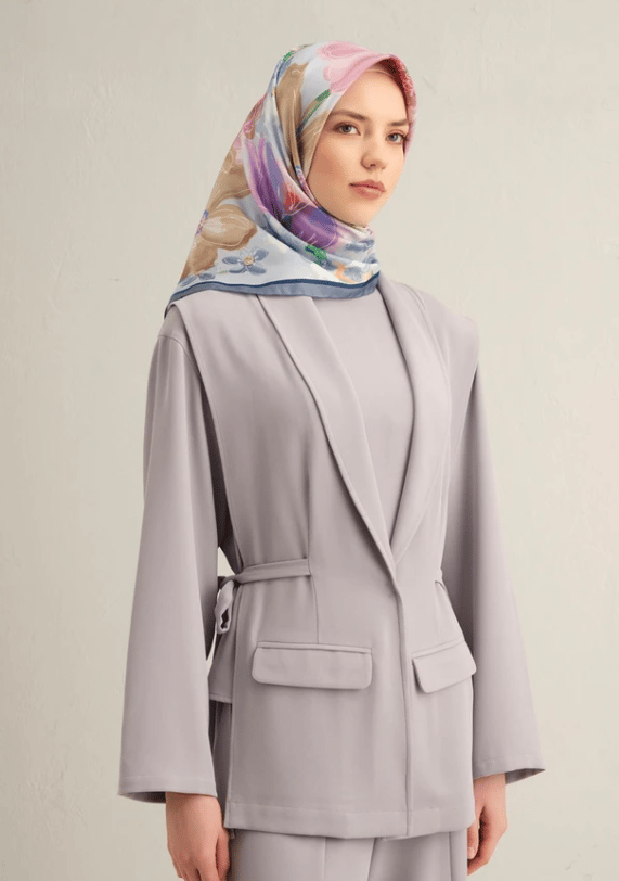 Armine Sura İpek Eşarp 9318-31 Mavi Karışık Desen 