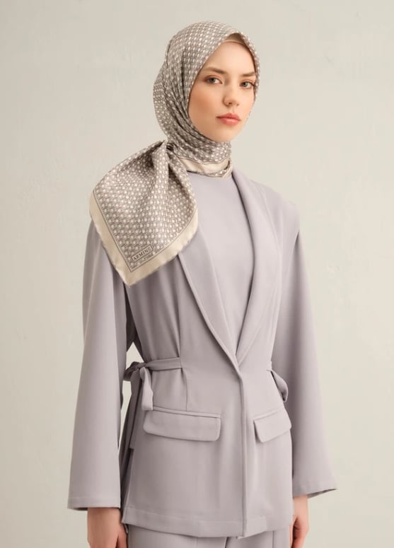 Armine Sura İpek Eşarp 9319-85 Krem Karışık Desen 