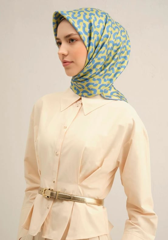 Armine Sura İpek Eşarp 9321-81 Yeşil Karışık Desen 