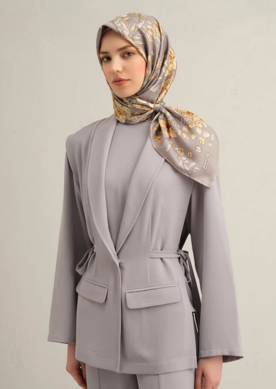 Armine Sura İpek Eşarp 9347-52 Gri Karışık Desen 