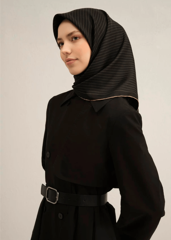 Armine Sura İpek Eşarp 9348-02 Siyah Karışık Desen 