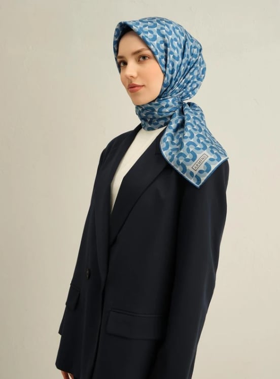 Armine Tivil İpek Eşarp 9321-04 Mavi Karışık Desen 