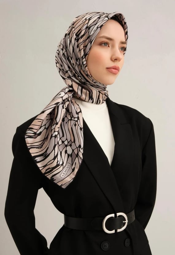 Armine Tivil İpek Eşarp 9335-86 Siyah Karışık Desen 