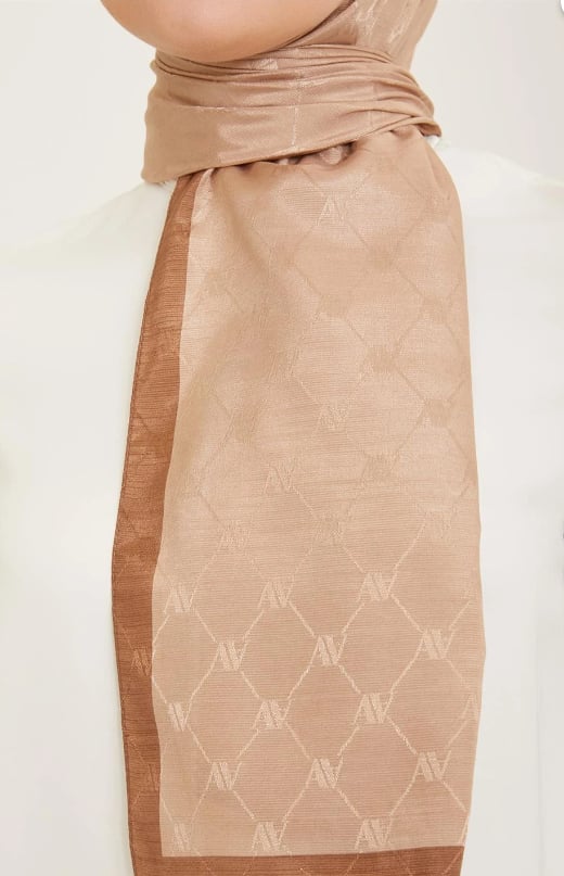 Armine Trend Monogram Şal 2-129 - Sütlü Kahve