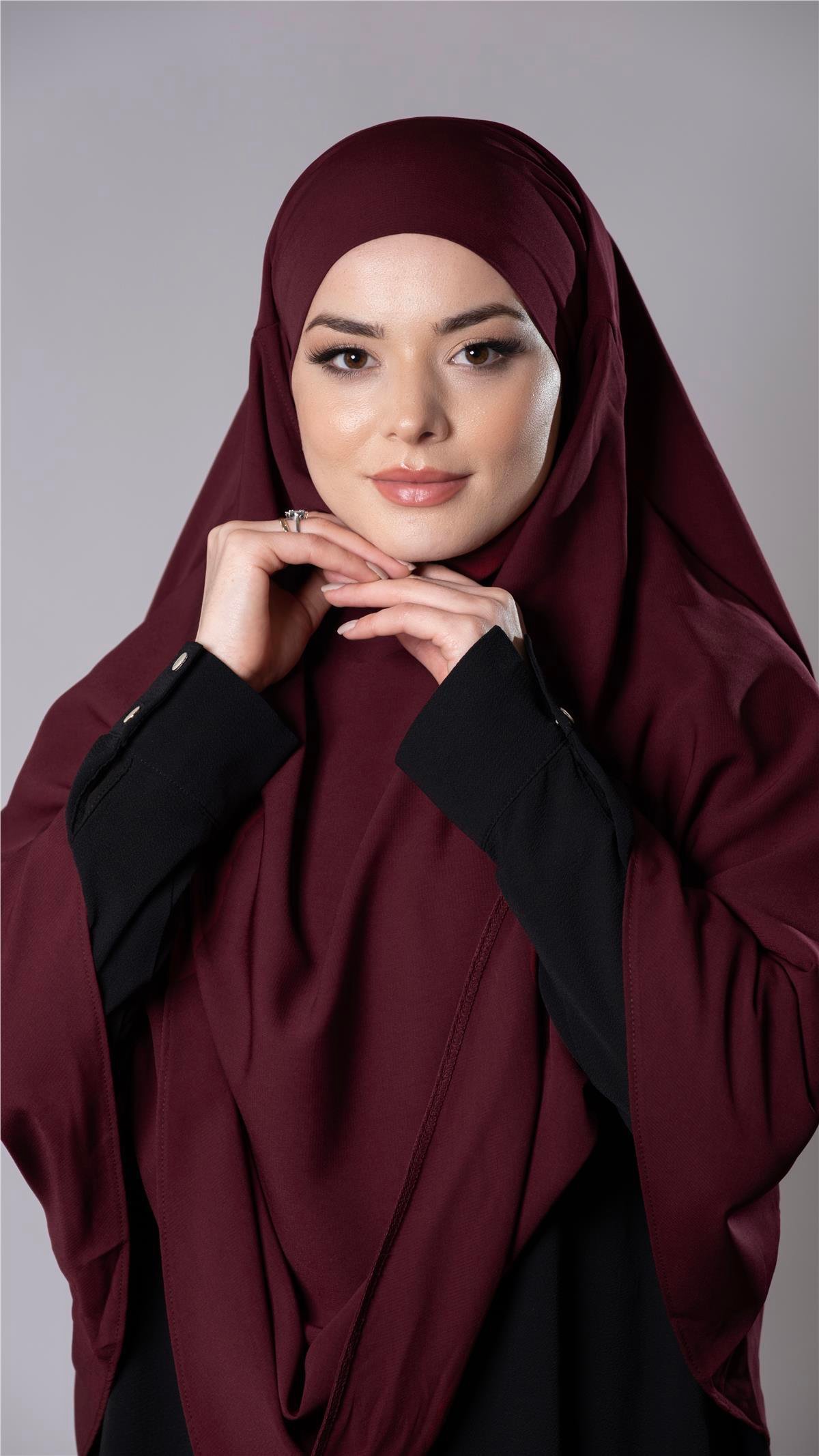 Bordo Pratik Hazır Geçmeli Tesettür Eşarp Medine İpeği Kumaş Arkadan Bağlamalı Çift Katlı Sufle Hijab 2302_16
