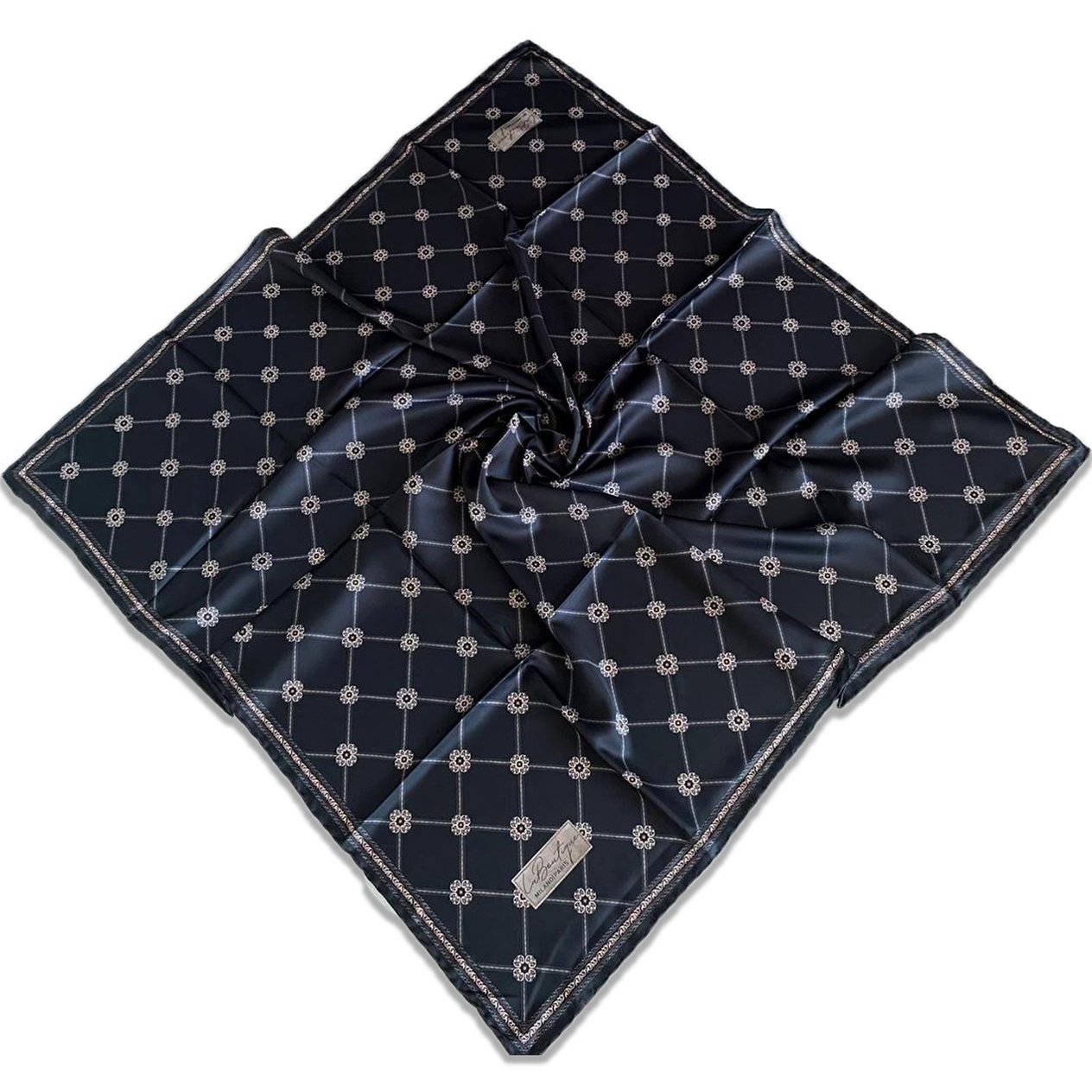 Defolu Polyester La Boutique Siyah Çiçek Desen Eşarp 1854-03  34659