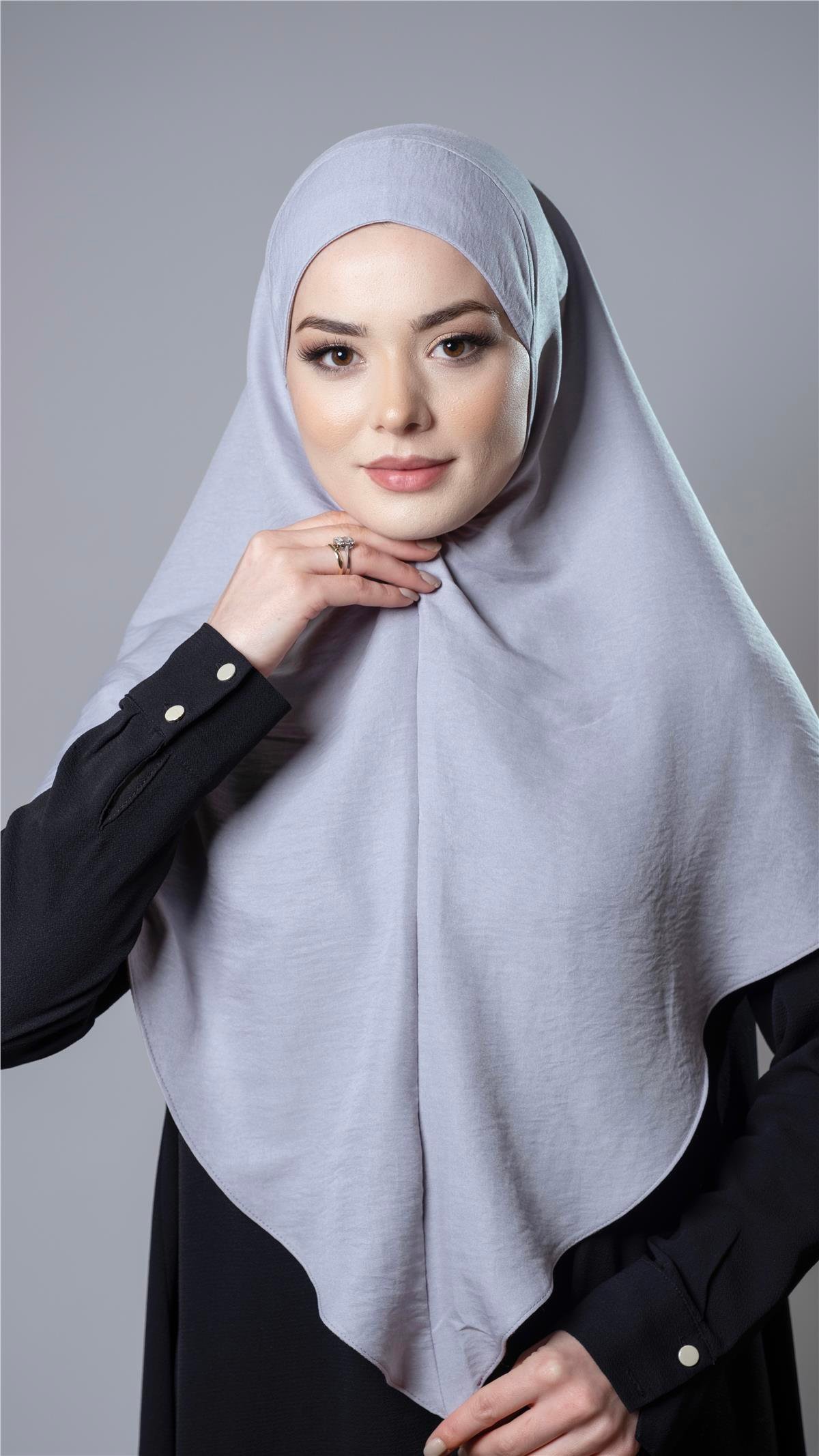 Gri Pratik Hazır Geçmeli Tesettür Eşarp Pamuk Caz Kumaş Düz Hijab 2306_15