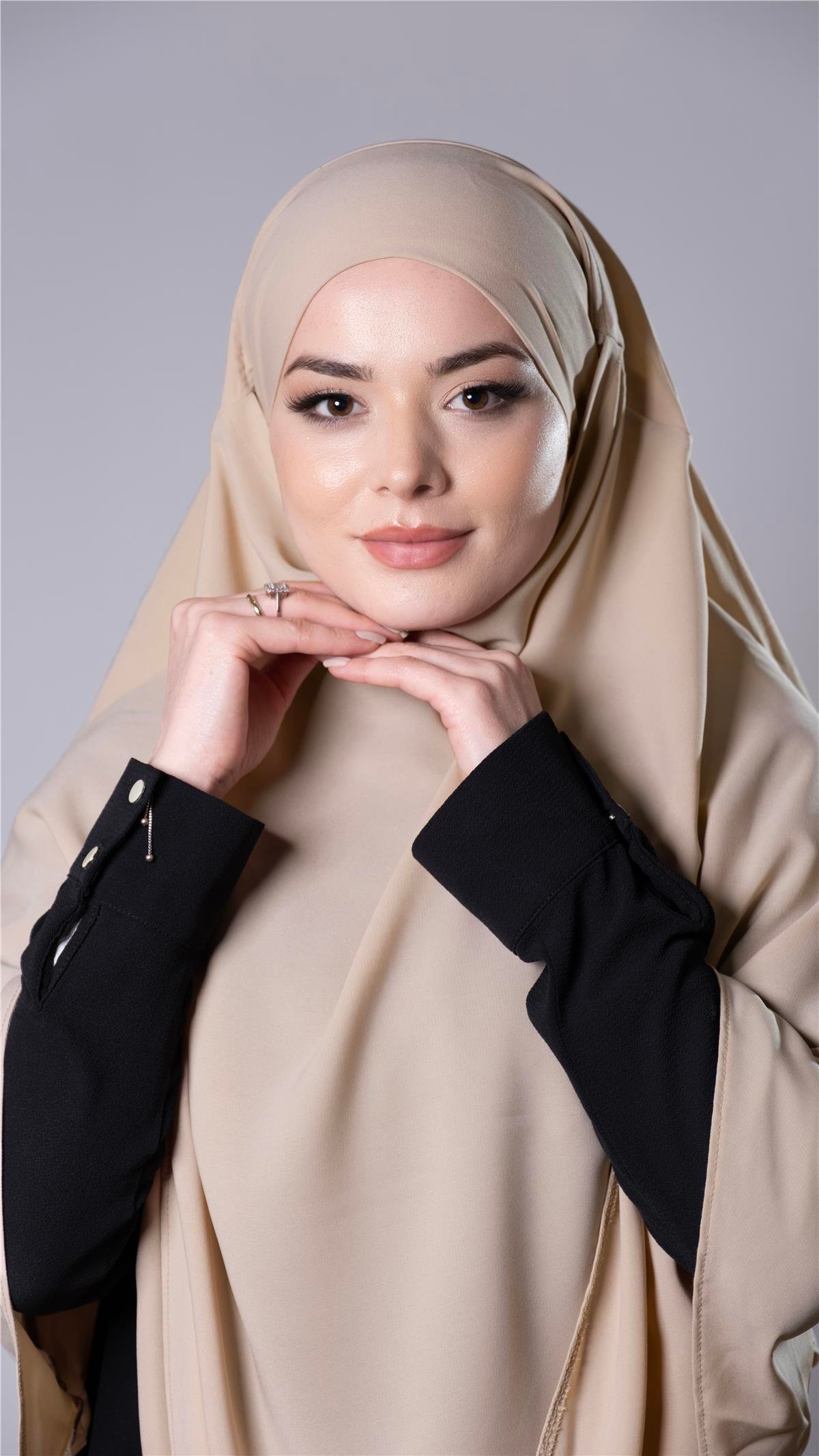 Koyu Bej Pratik Hazır Geçmeli Tesettür Eşarp Medine İpeği Bağcıklı Çift Katlı Sufle Hijab 2302_44