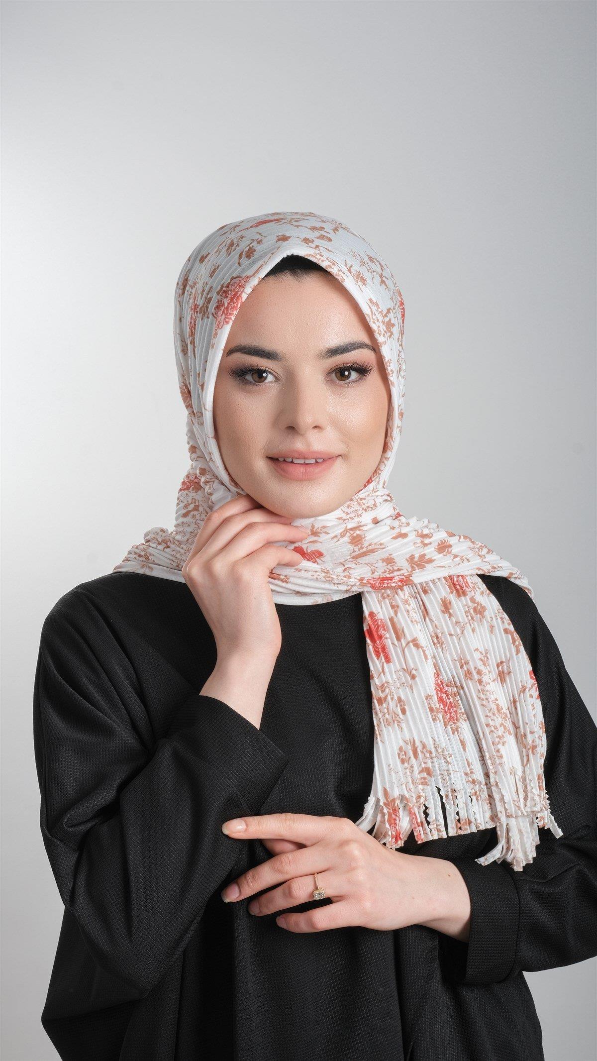 Krem-Gold Pratik Hazır Geçmeli Tesettür Eşarp Kesik Elyaf Piliseli Çiçek Desenli 1818D6_4002