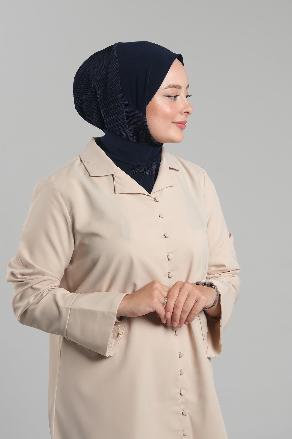 Lacivert Pratik Hazır Geçmeli Tesettür Eşarp Sandy Arkadan Çıtçıtlı Piliseli Hijab 2406_02