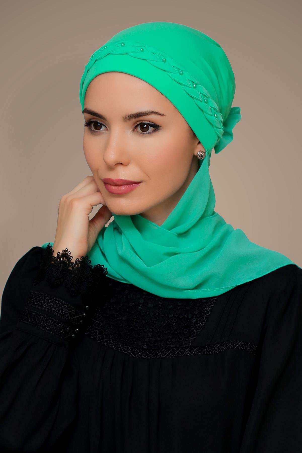 Mint Yeşili Pratik Hazır Geçmeli Tesettür Bone Sandy Kumaş Örgülü Güllü Şifon Atkılı 1203A_13