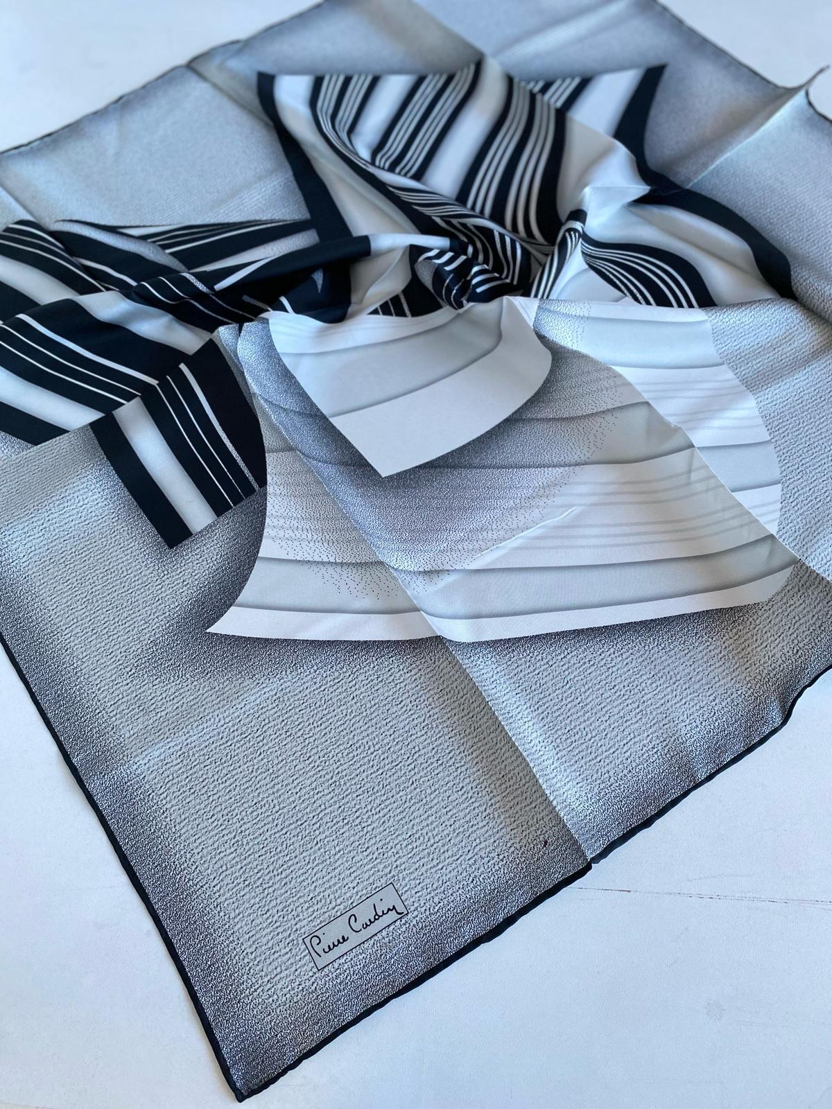 Pierre Cardin Defolu Tivil İpek Eşarp 45981 Siyah Karışık Desen