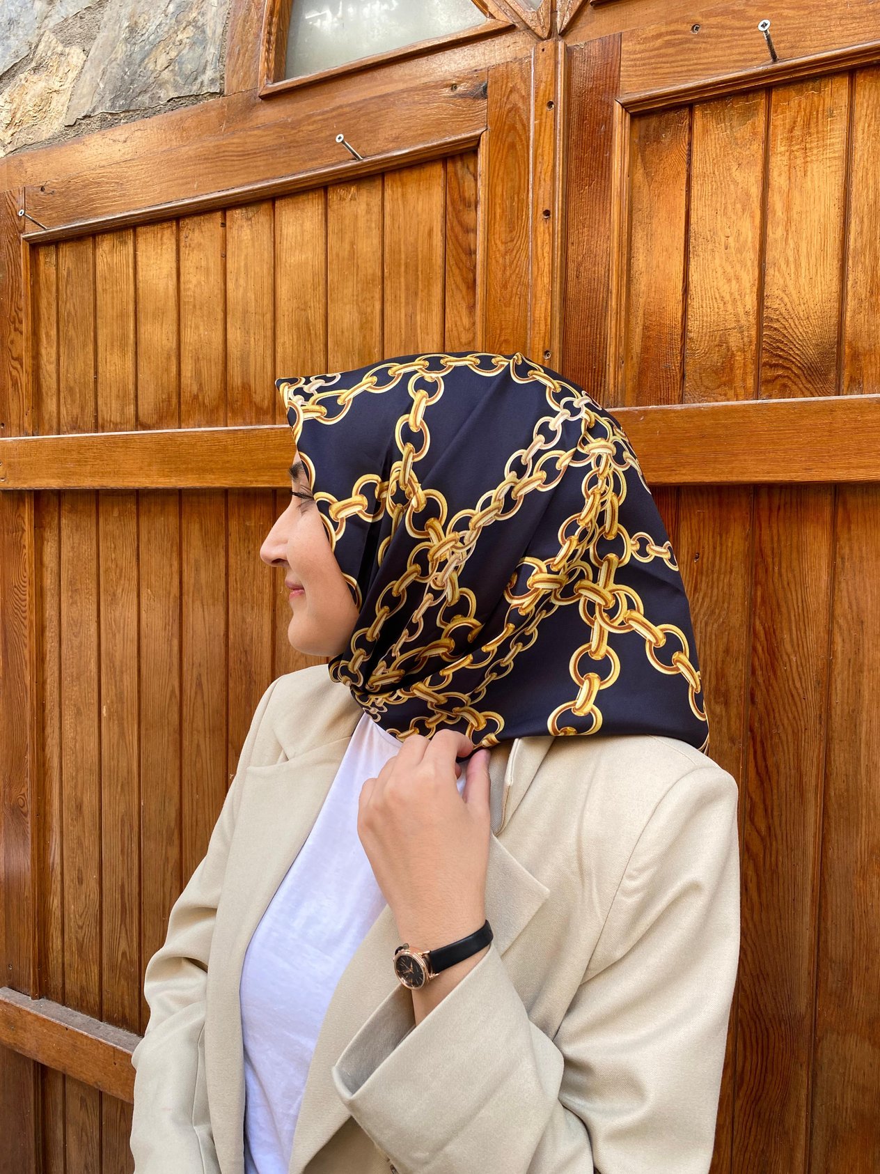 Seyra Lacivert Zincir Desen Tivil İpek Eşarp 3568