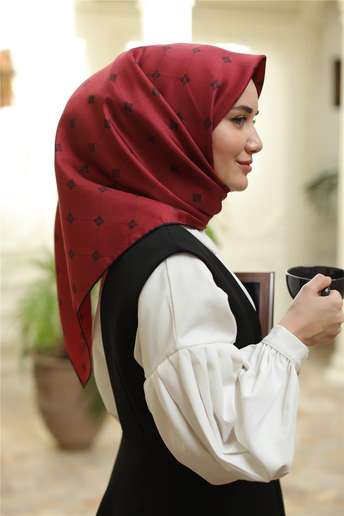 Silk Home Bordo Desenli Sura İpek Eşarp 11392-10