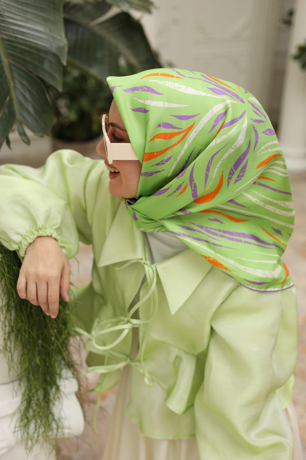 Silk Home Fıstık Yeşili Desenli Tivil İpek Eşarp 11432-06