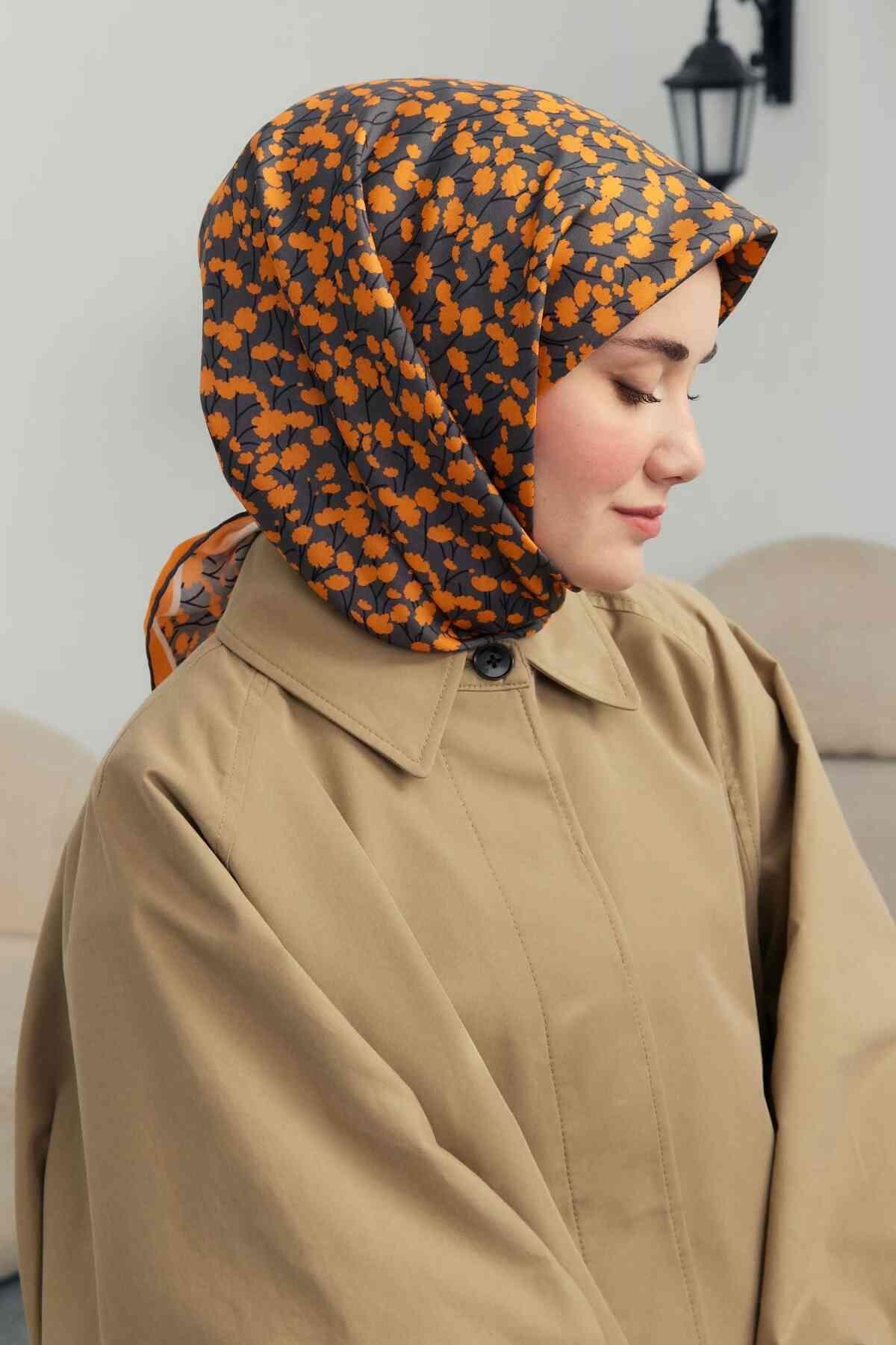 Silk Home Füme-Turuncu Çiçek Desenli Tivil İpek Eşarp 11412-25