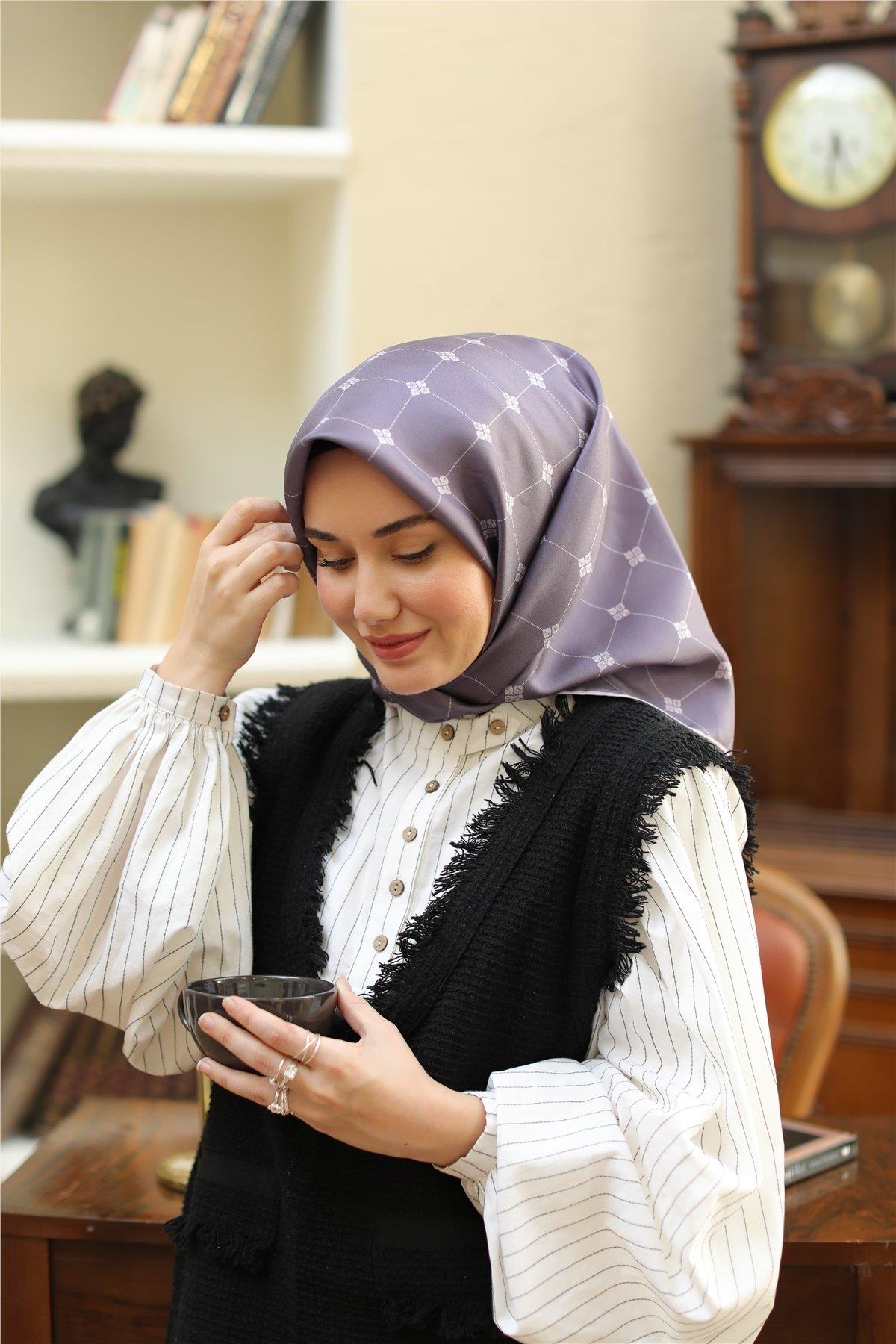Silk Home Lila Karışık Desen Tivil İpek Eşarp IST 11392-26