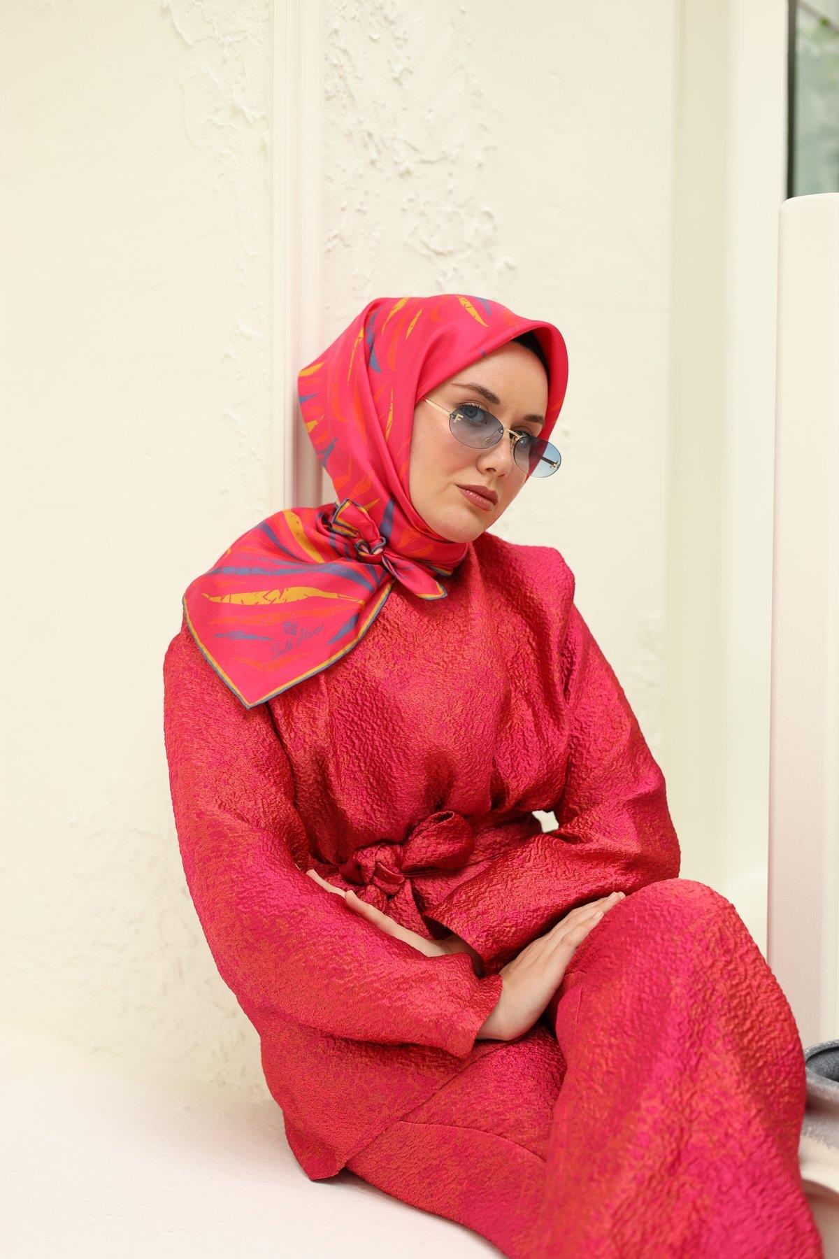 Silk Home Pembe Turuncu Desenli Tivil İpek Eşarp 11432-54