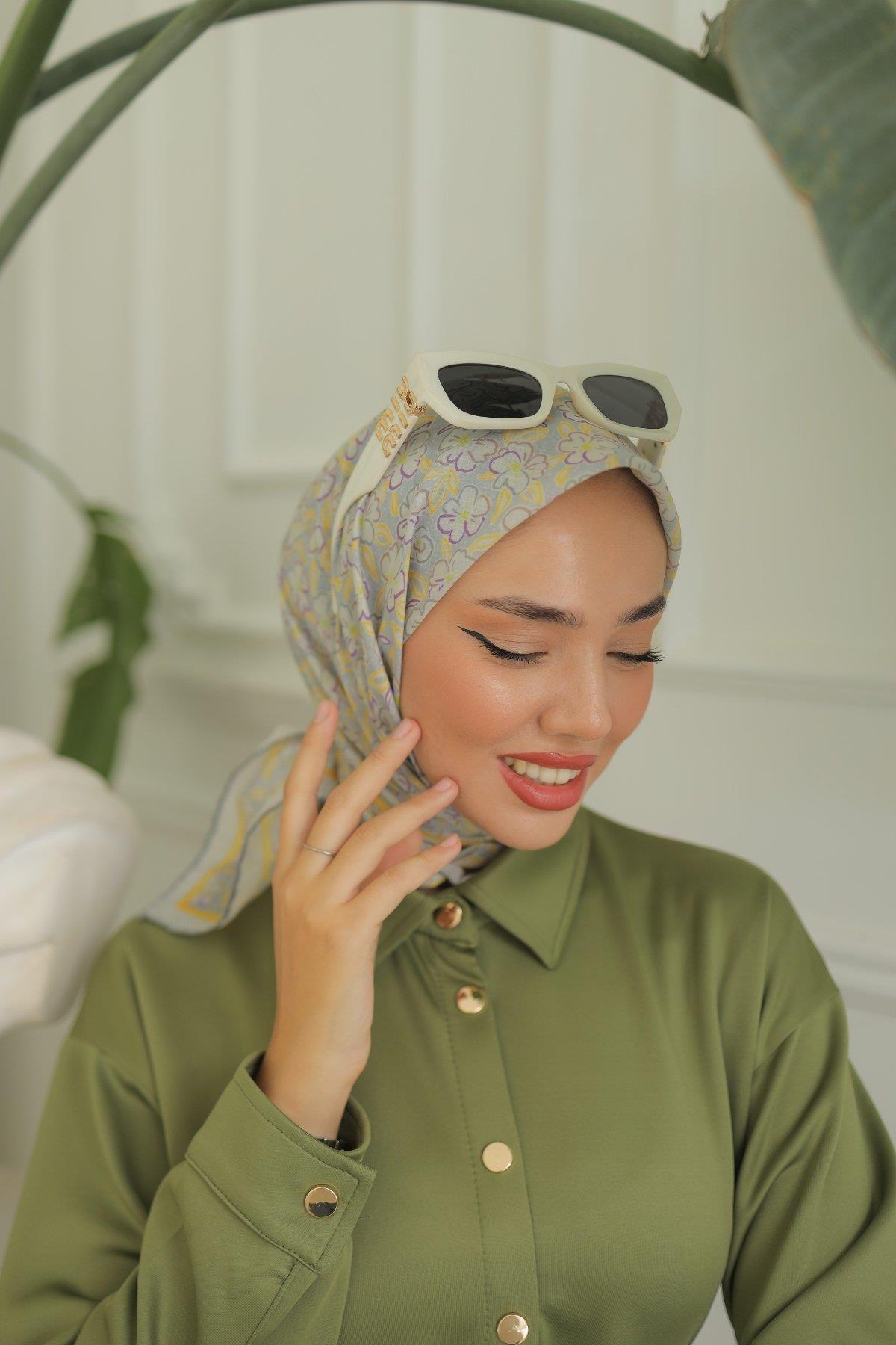 Silk Home Soft Eşarp 37030 Gri Çiçek Desen