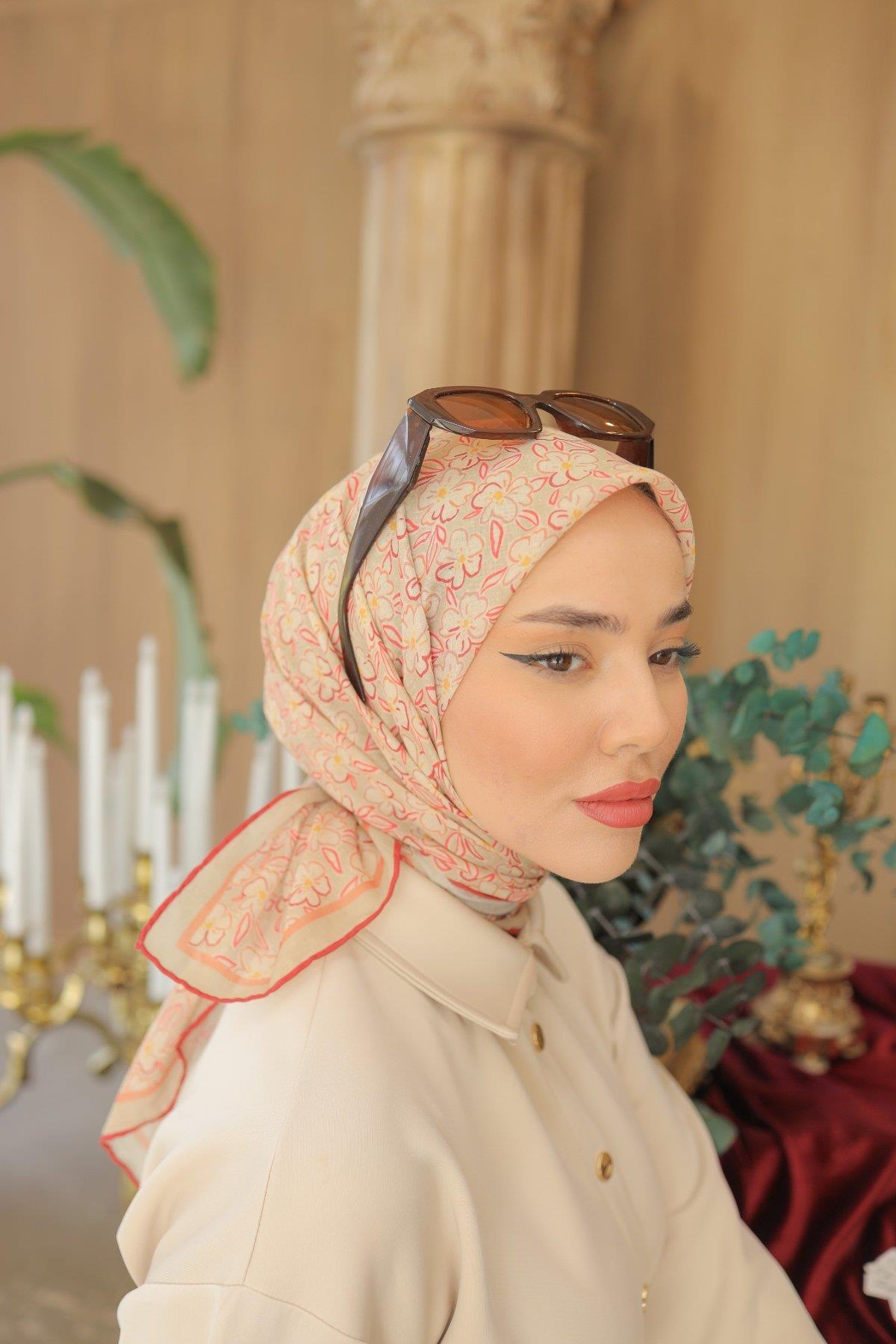 Silk Home Soft Eşarp 37047 Mercan Çiçek Desen