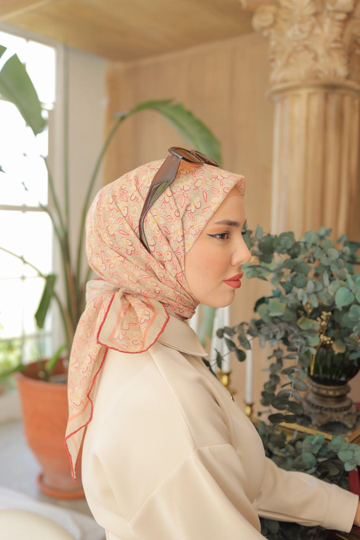 Silk Home Soft Eşarp 37047 Mercan Çiçek Desen