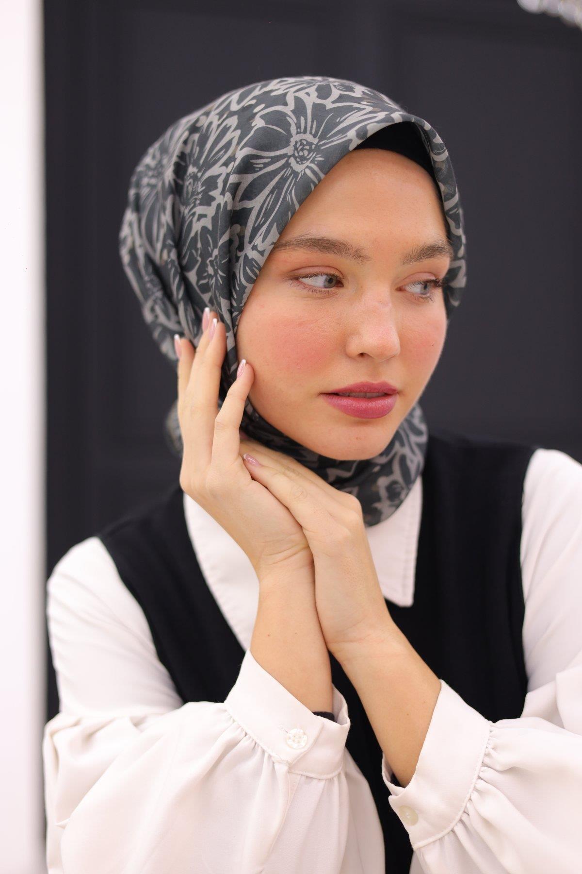 Silk Home Soft Eşarp 46689 Antrasit-Gümüş Karışık Desen 