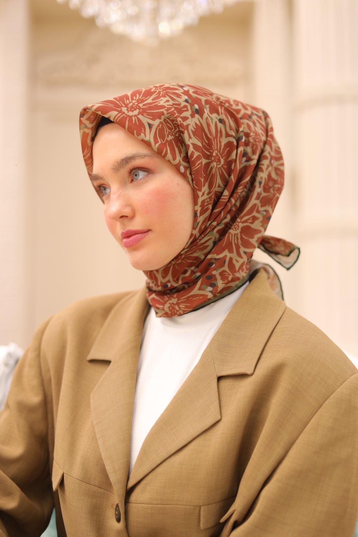 Silk Home Soft Eşarp 46690 Kahverengi-Yeşil Karışık Desen 