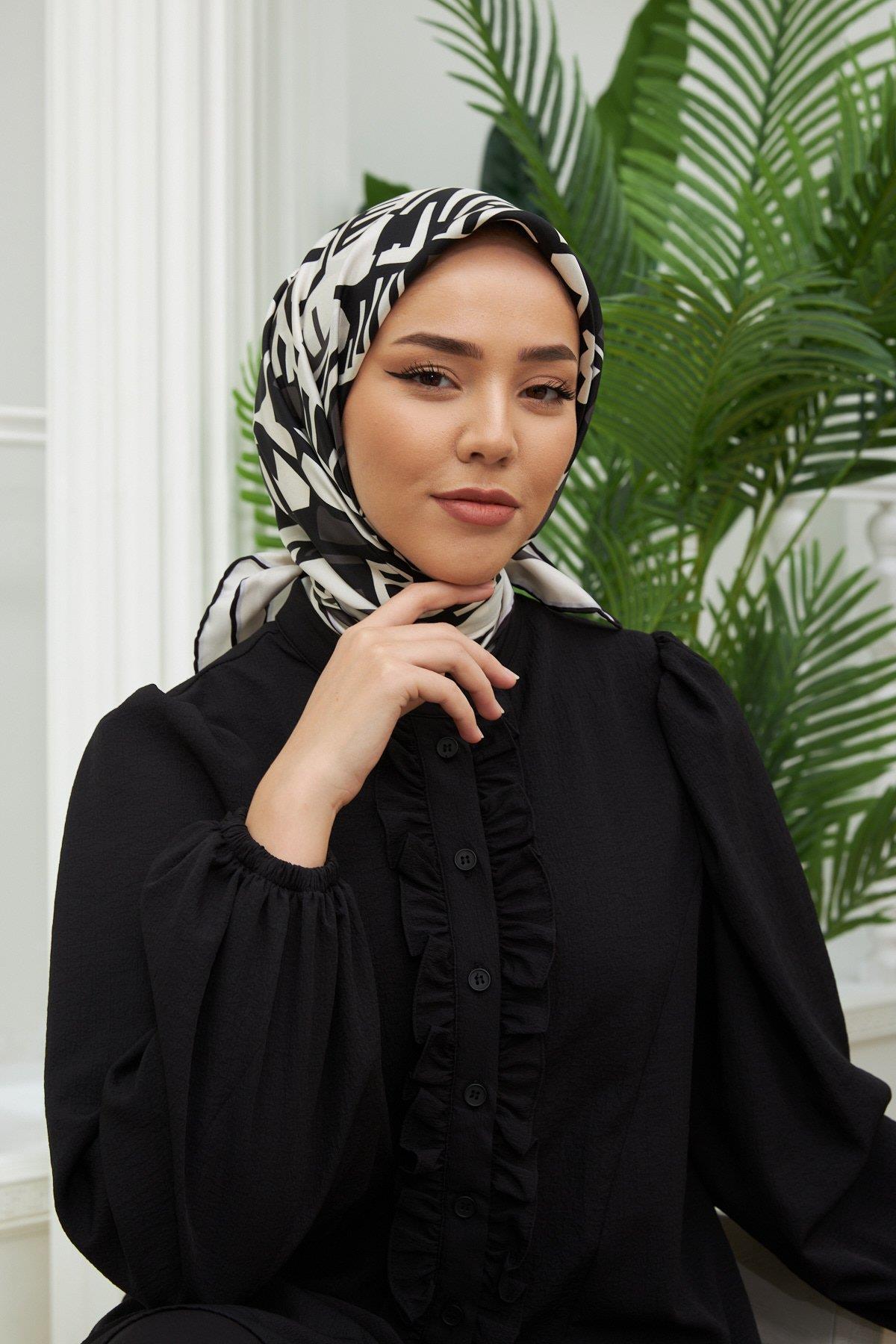 Silk Home Tivil Gri Desenli İpek Eşarp İST11386-10