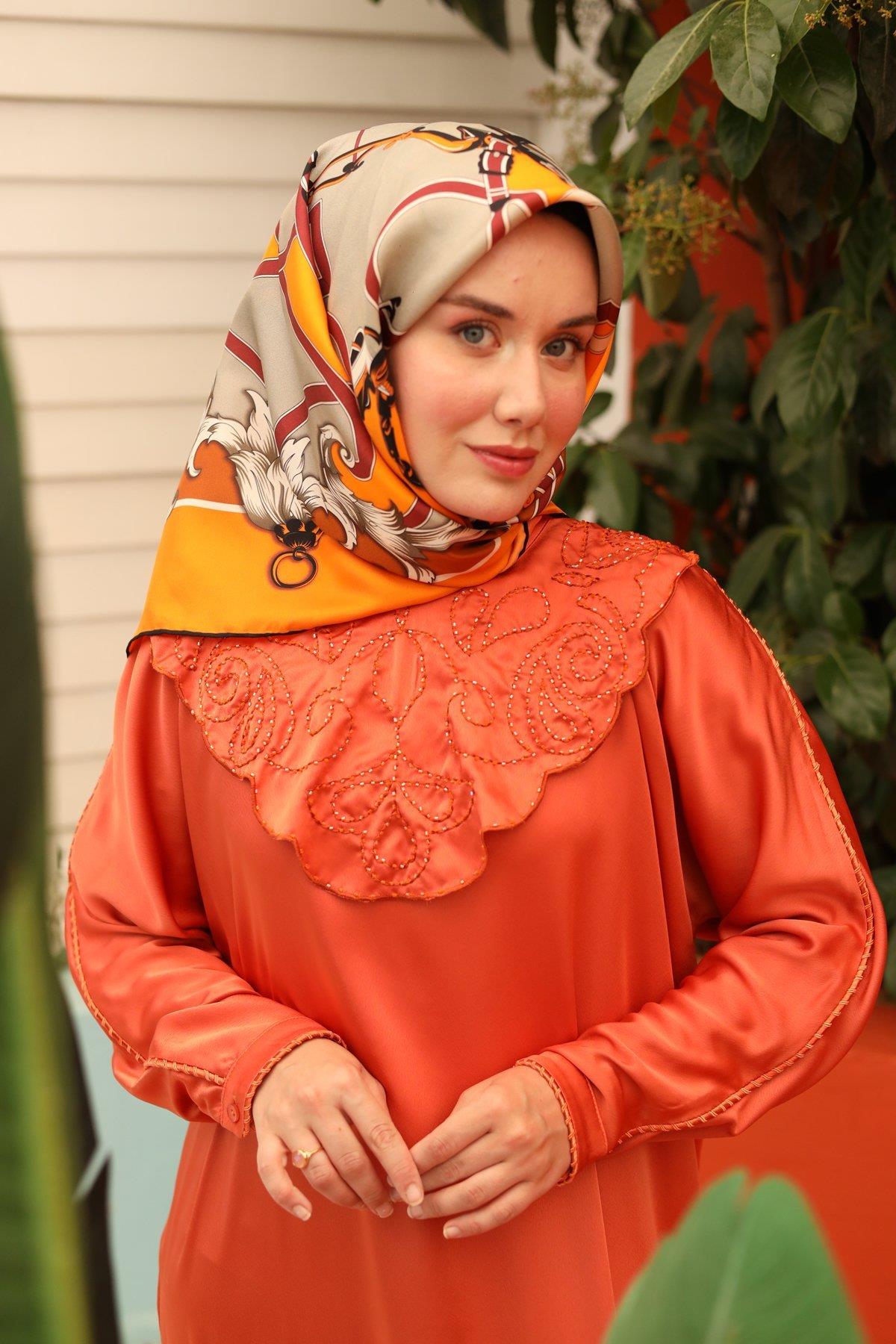 Silk Home Tivil İpek Eşarp 11436-17 Turuncu Karışık Desen