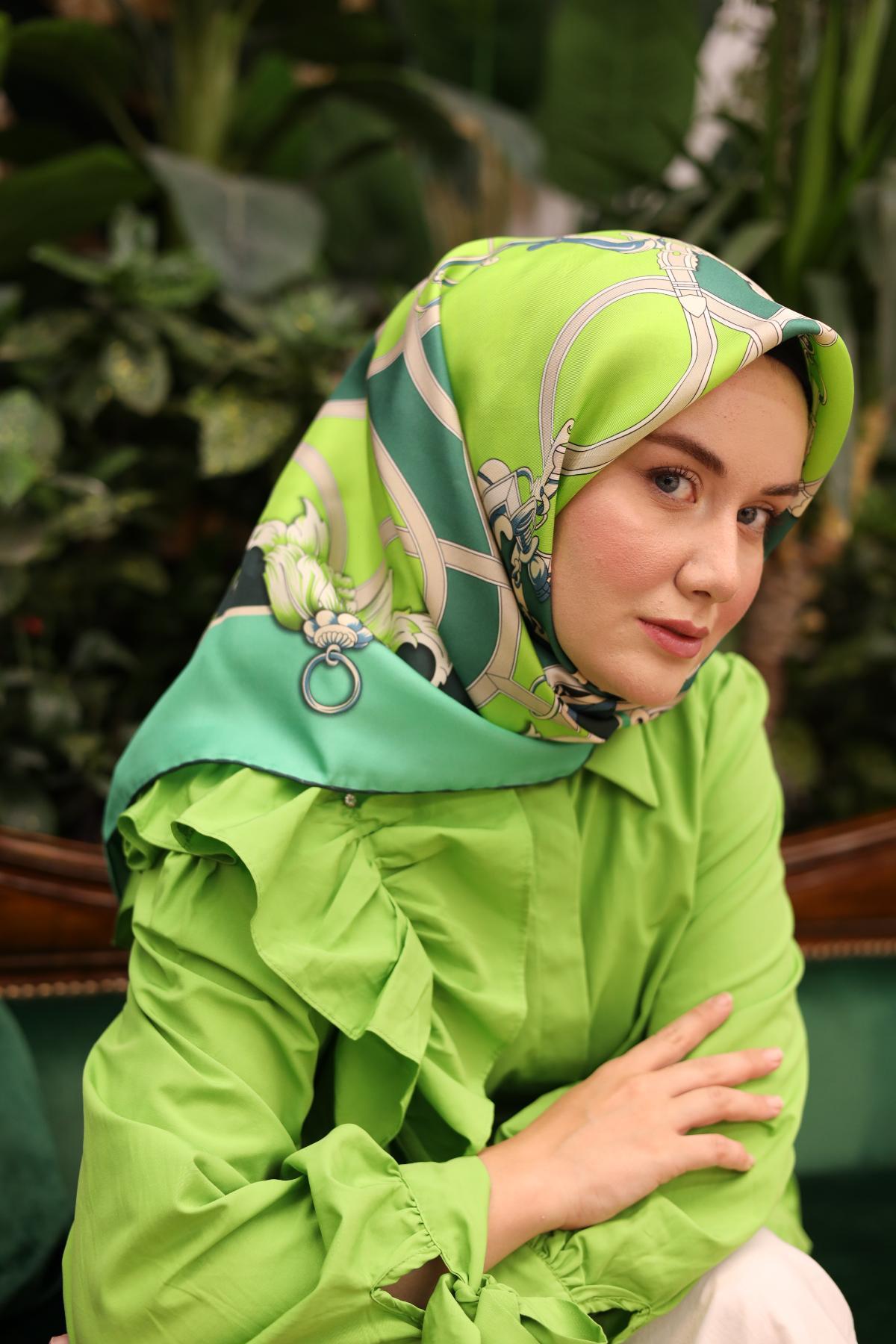 Silk Home Tivil İpek Eşarp 11436-33 Yeşil Karışık Desen