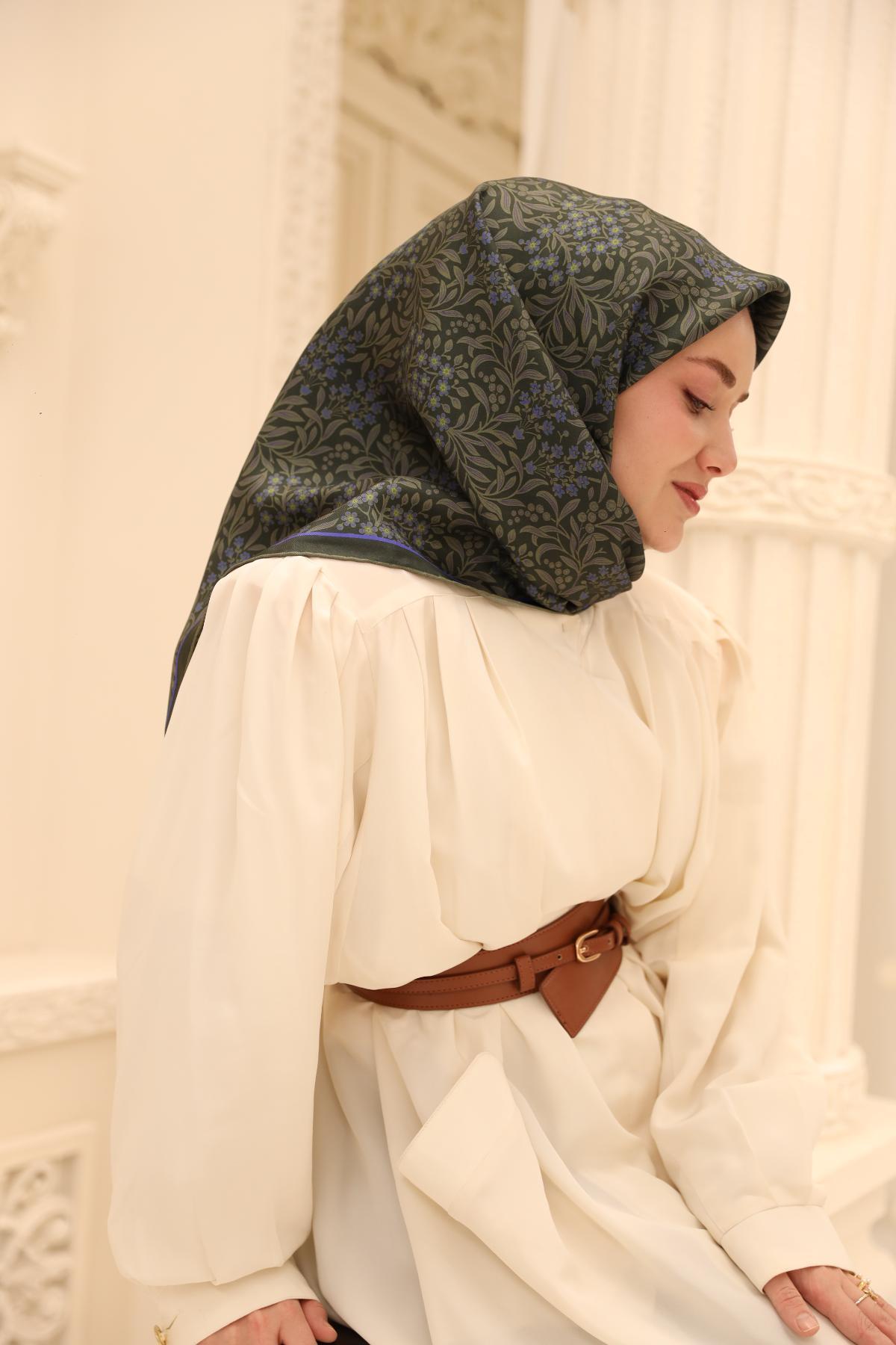 Silk Home Tivil İpek Eşarp 11464-46 Yeşil Karışık Desen