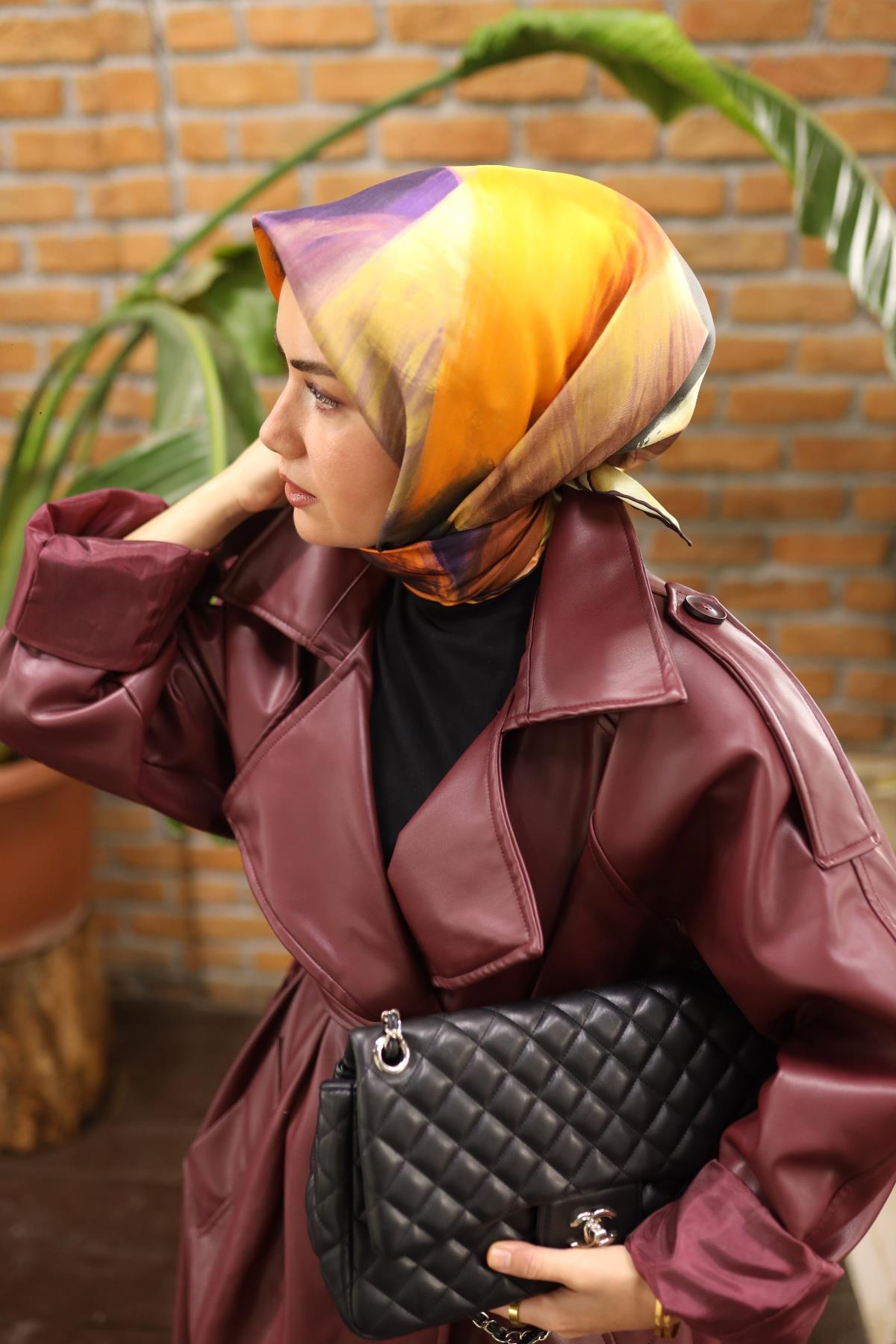 Silk Home Tivil İpek Eşarp IST11448-23 Mürdüm, Parlak Turuncu, Yeşil, Mor Karışık Desen