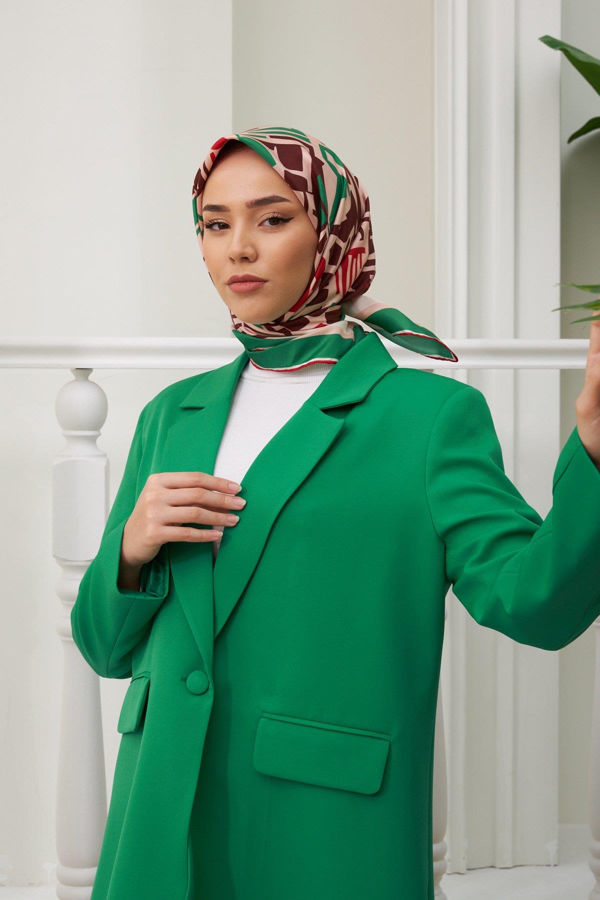 Silk Home Tivil Yeşil, Ekru, Pembe, Koyu Bordo, Kırmızı Desenli İpek Eşarp IST11386-27