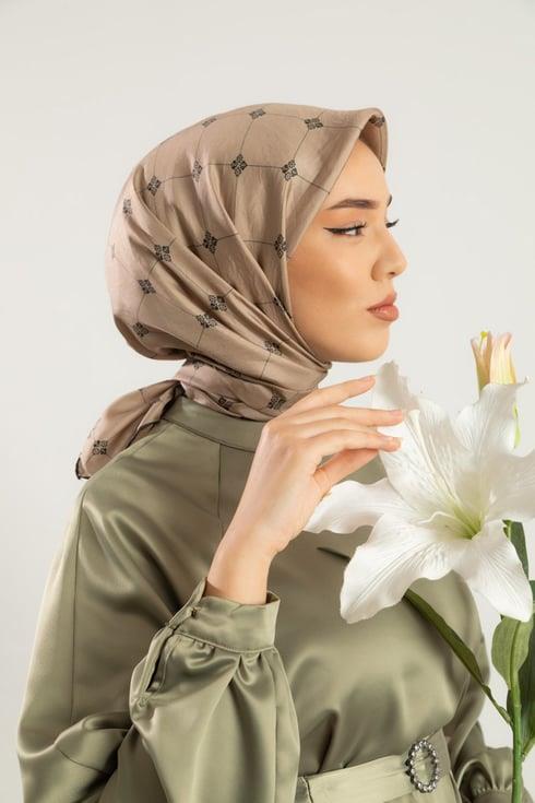 Silk Home Vizon, Koyu Yeşil Karışık Desen Tivil İpek Eşarp IST 11392-28