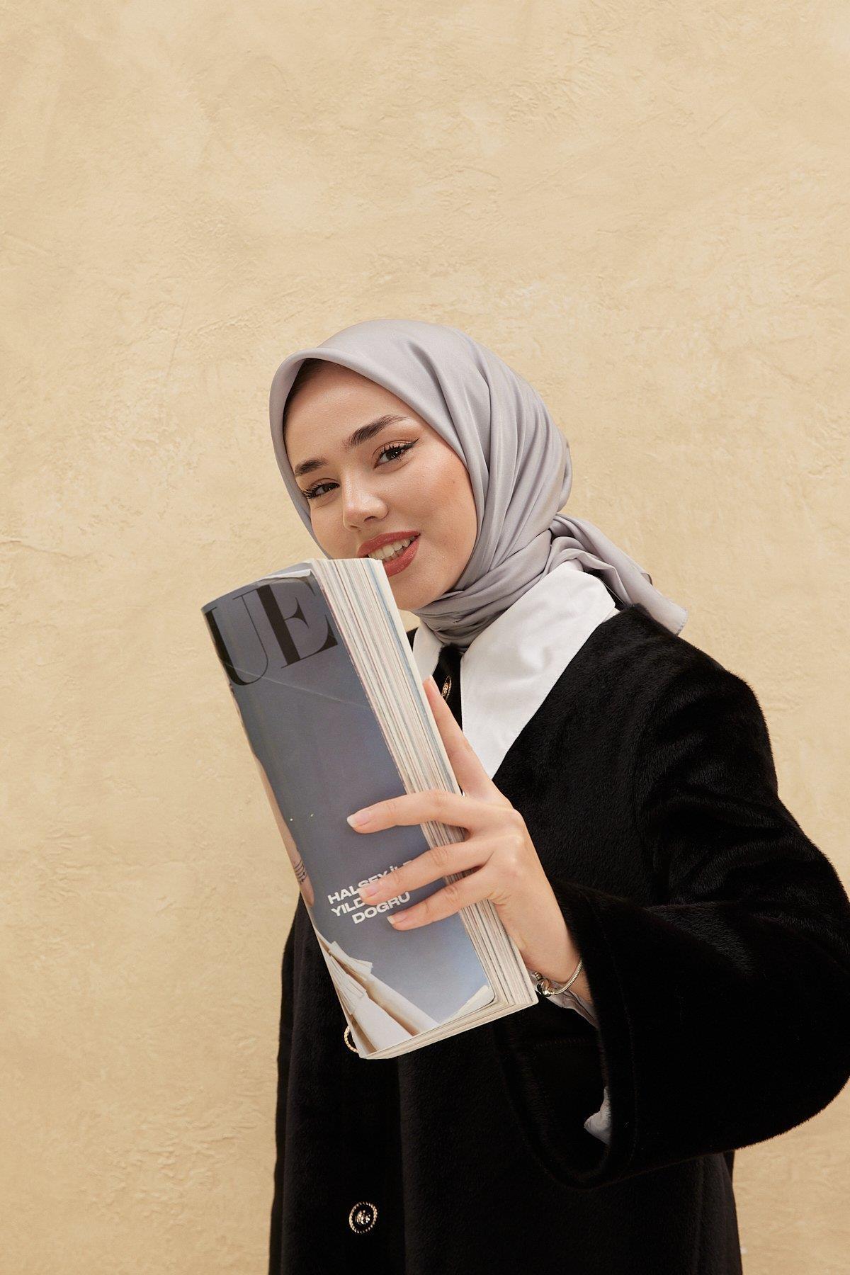Silkhome Shiny Gri Işıltılı Eşarp 32750