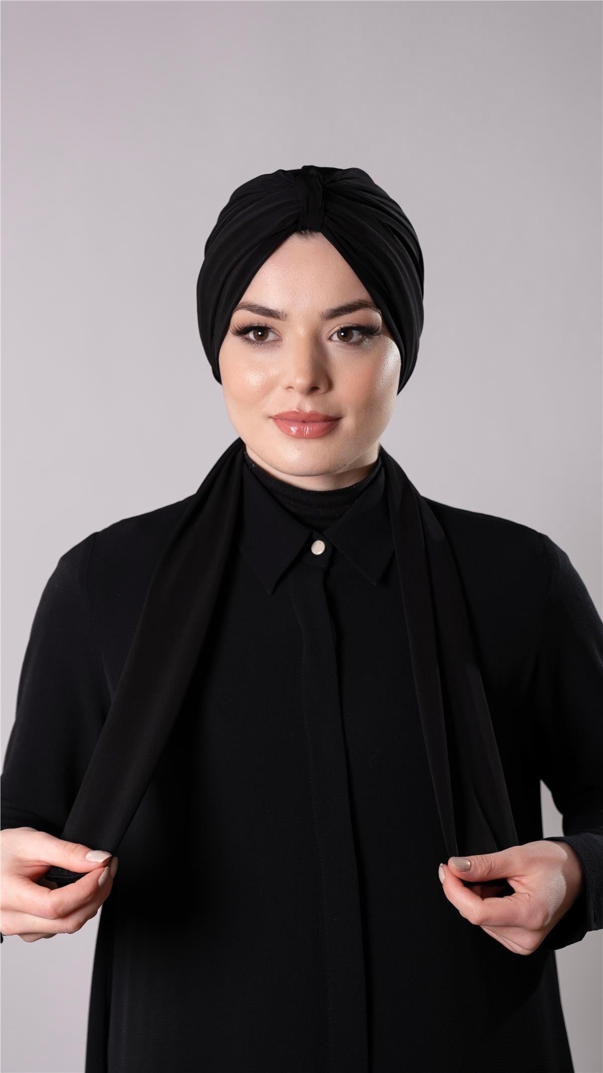 Siyah Pratik Hazır Geçmeli Tesettür Bone Sandy Kumaş Atkılı  2204_01