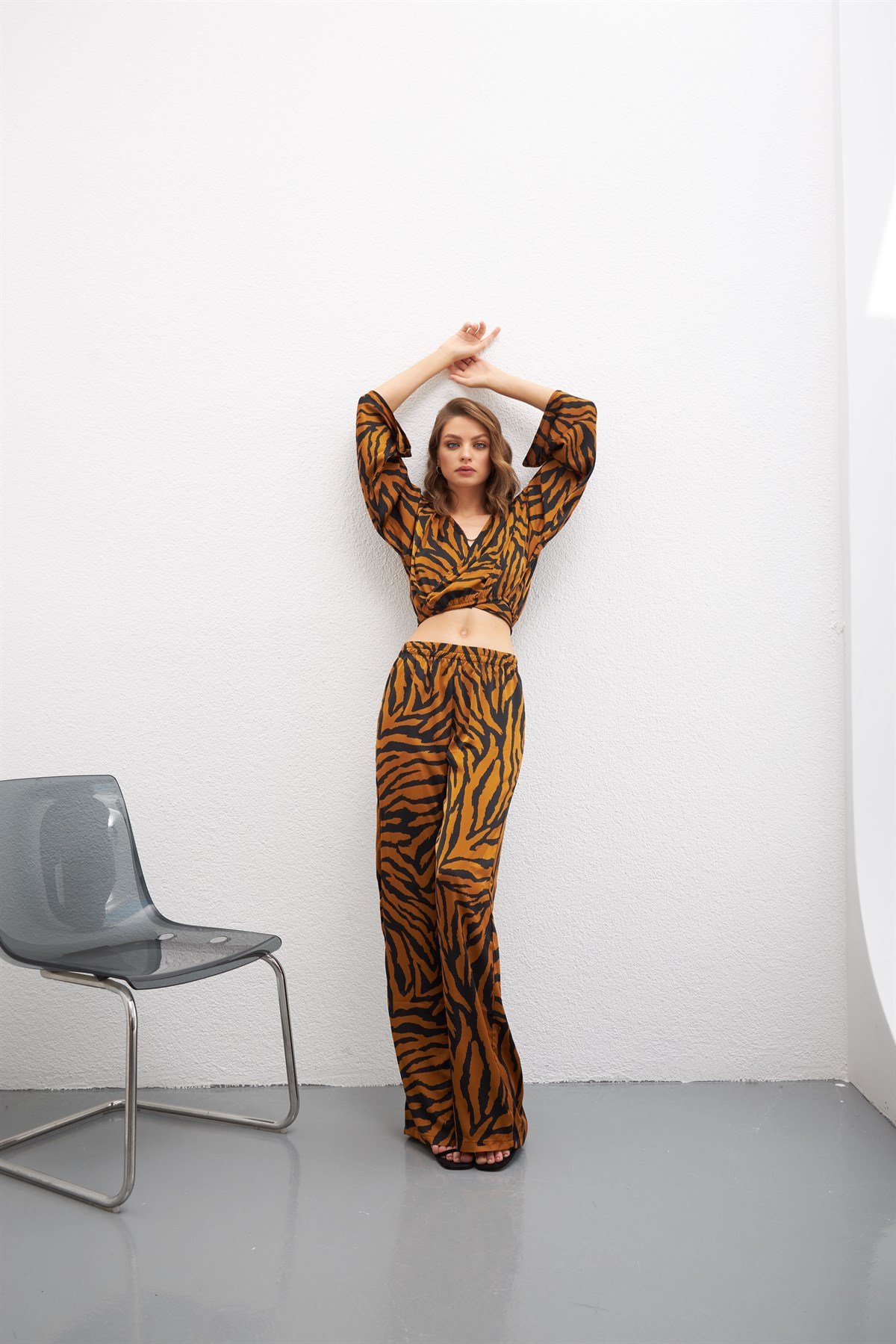 Alexis Crop Kruvaze Zebra Desenli Takım
