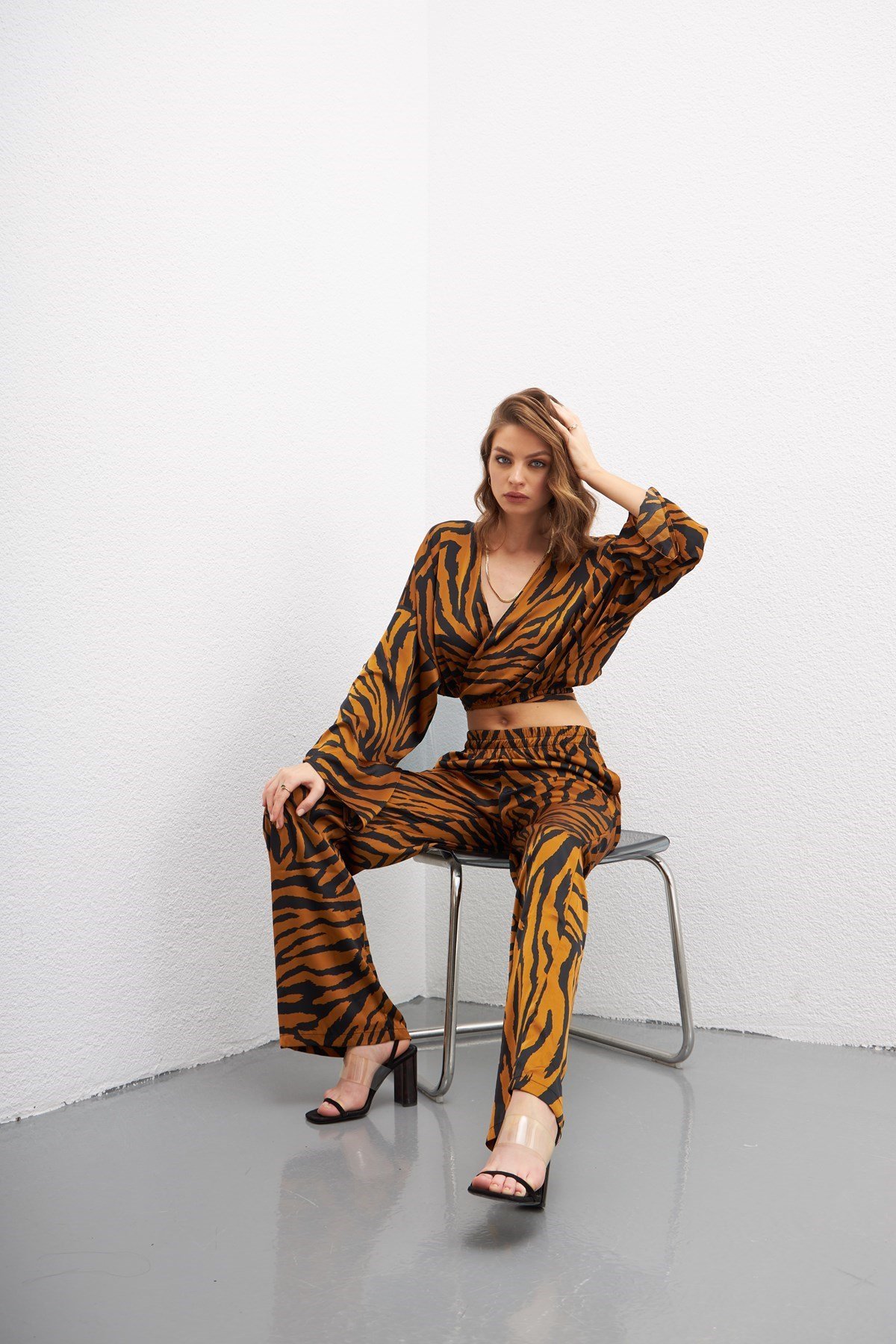 Alexis Crop Kruvaze Zebra Desenli Takım