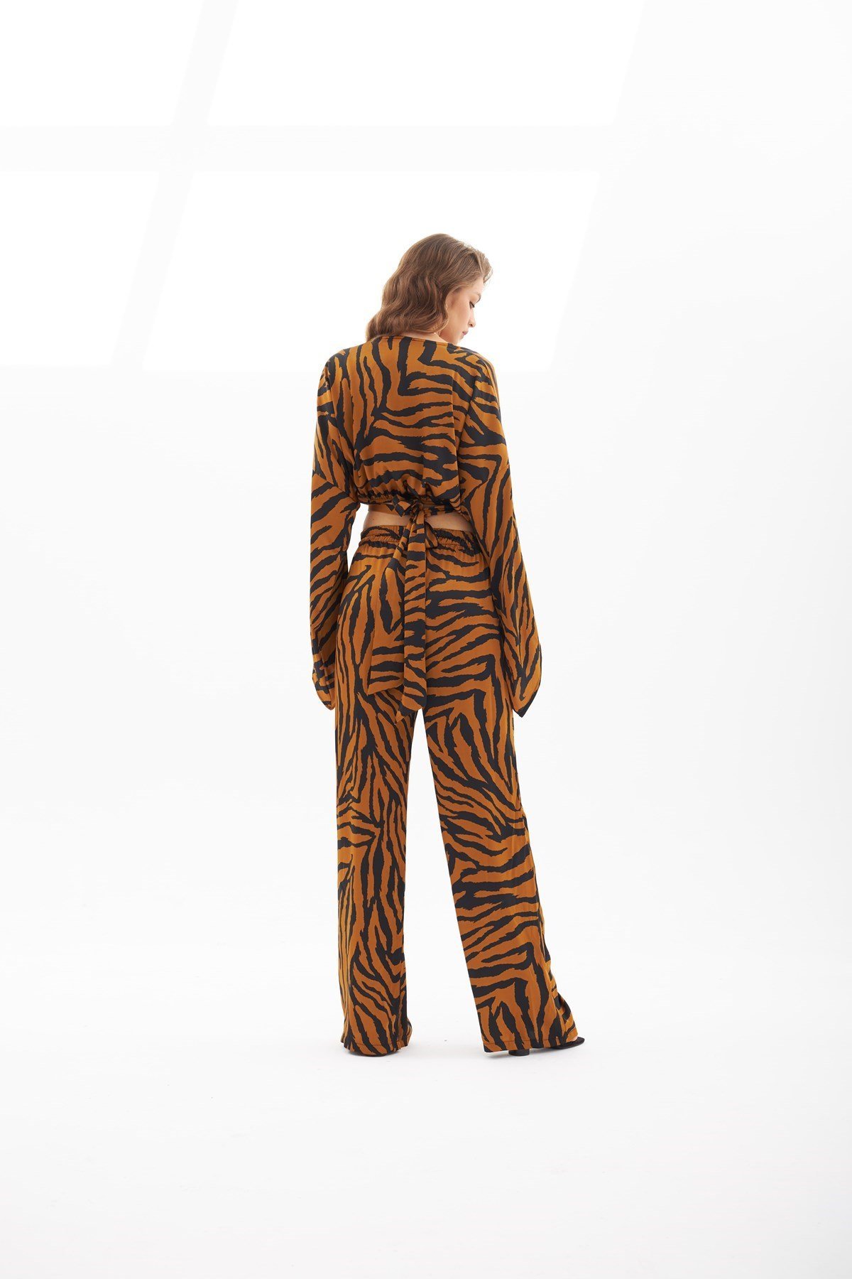 Alexis Crop Kruvaze Zebra Desenli Takım