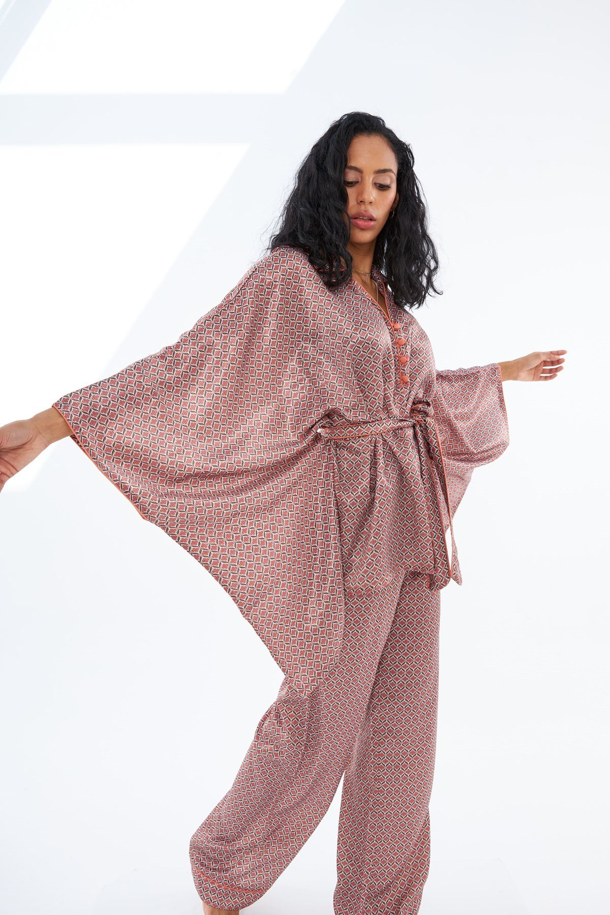Sophia Pembe Desenli Biyeli Oversize Pijama Takımı