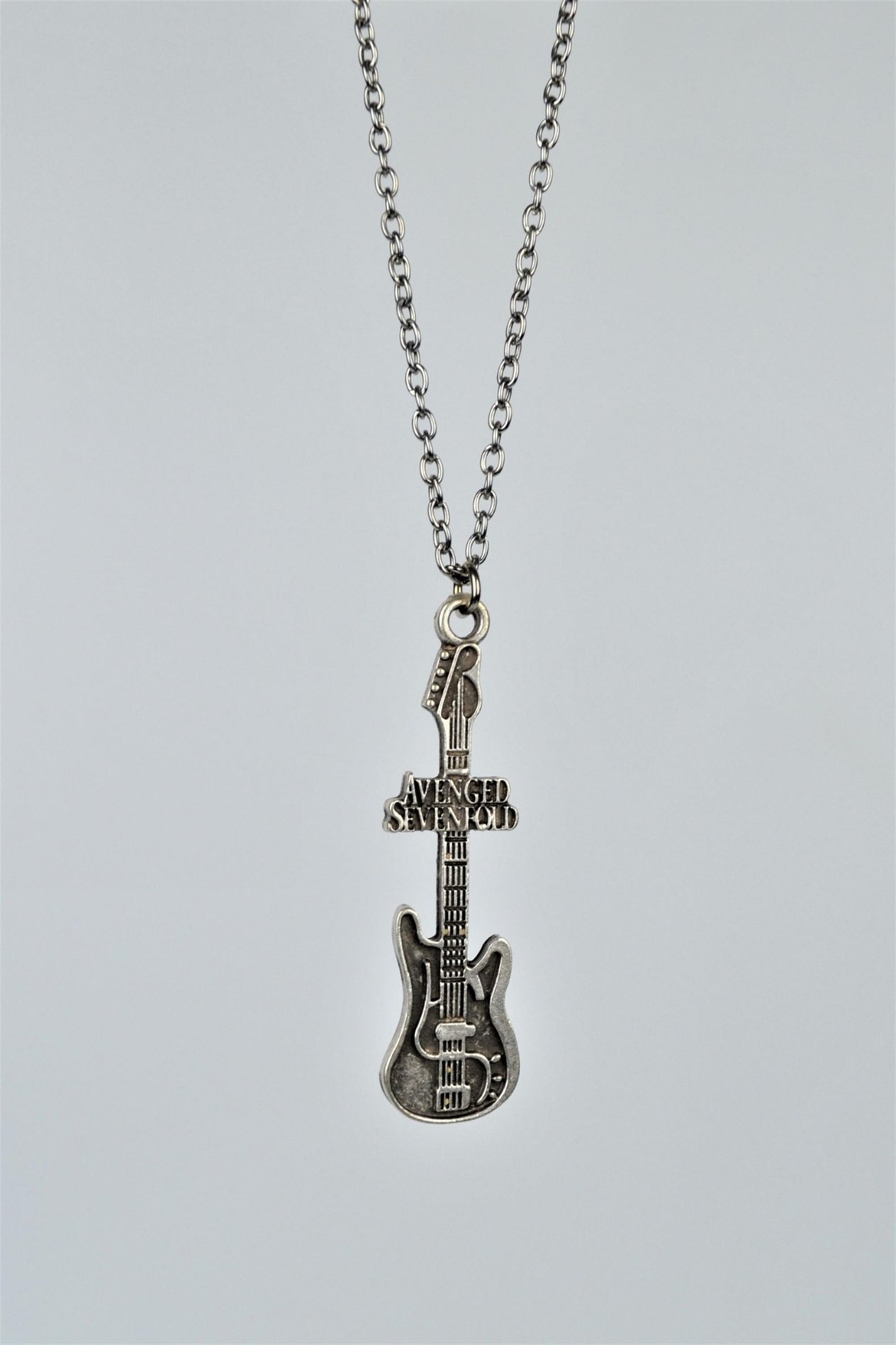 Avenged Sevenfold - Elektro Gitar Kolye Erkek Kadın Antik Gümüş Kaplama 60 cm Zincir